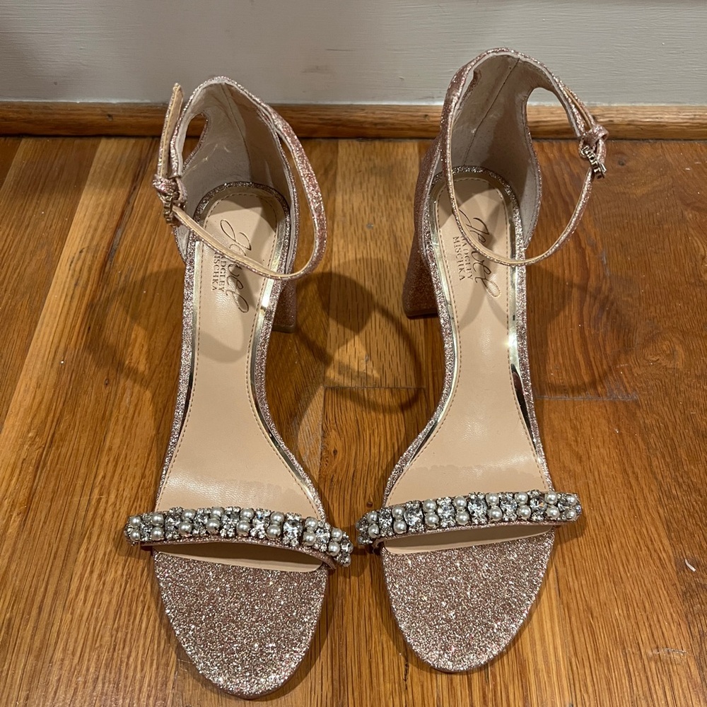 Badgley Mischka Rose Gold Sparkle Block Pearl Heel